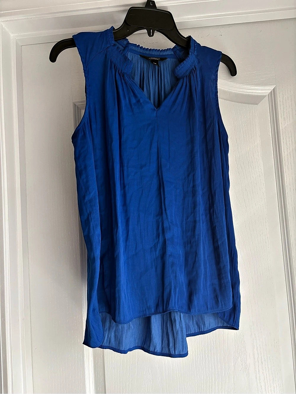 Simply Vera Wang Pleated Sleeveless Blouse in Blue, Medium